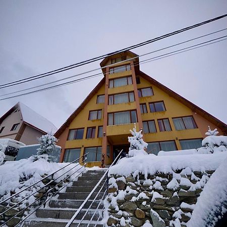 Pensiunea Zimbru Ранка Екстериор снимка